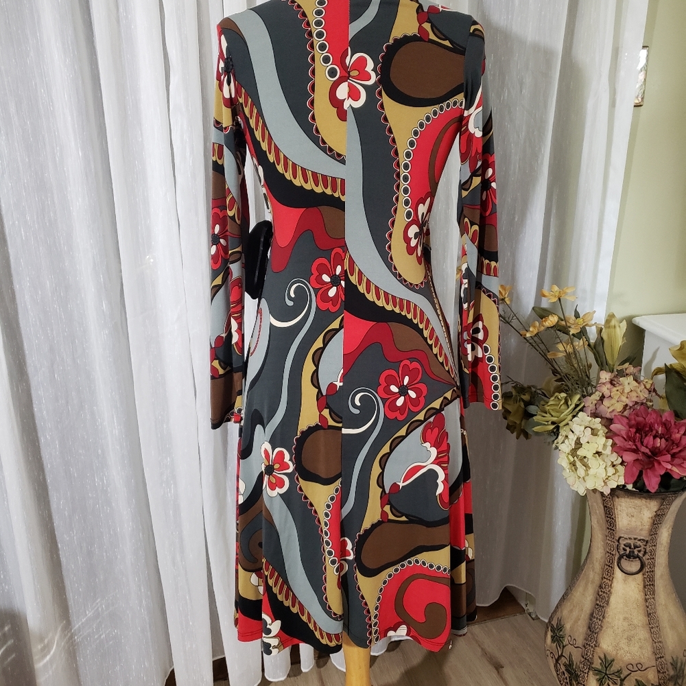 Wrap Midi Dress in Multi-Color Abstract Print - Picture 5 of 6